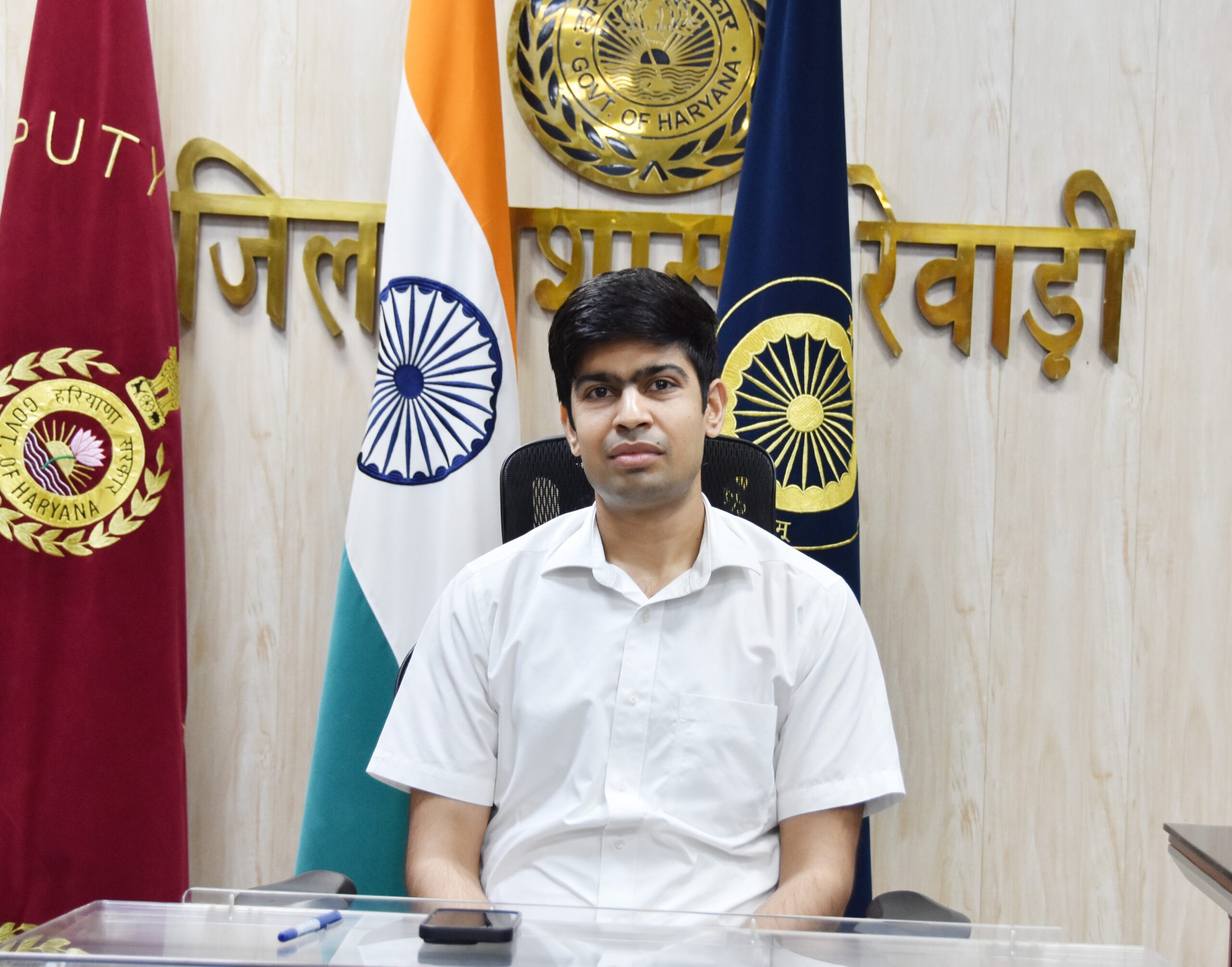 डीसी अभिषेक मीणा ने आमजन से आह्वïान किया कि 18 वर्ष से कम आयु की लडक़ी व 21 वर्ष से कम आयु के लडक़े की बाल विवाह से सम्बन्धित कोई भी सूचना प्राप्त होती है तो