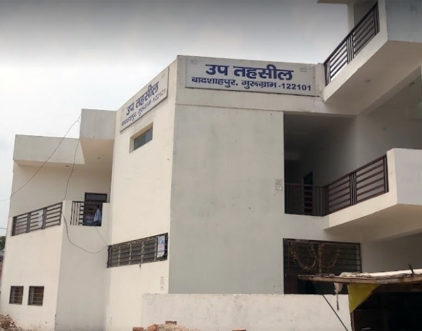 राजस्व विभाग के एक नायब तहसीलदार पर जांच की तलवार, तीन निलंबित फिर भी तहसील काबू से बाहर