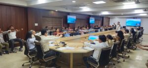 वाई ब्रेक’ के माध्यम से कर्मचारियों को दी गई तनाव से राहत की सीख सरल योग अभ्यास अपनाकर काम के दौरान भी फिट रहने का संदेश