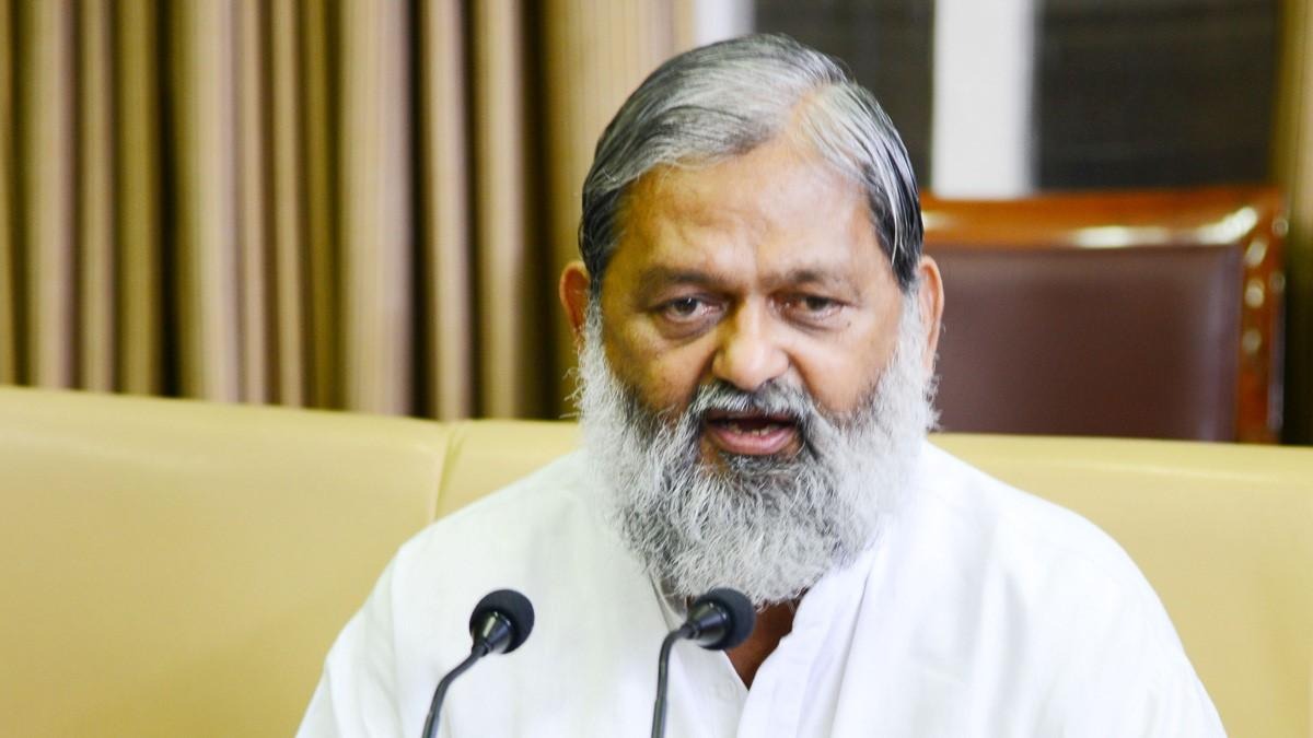 “हरियाणा रोडवेज की एचवीएसी बसें अब केवल हरियाणा पर्यटन विभाग के अधिकृत ढाबों पर ही रुकेंगी” – परिवहन मंत्री अनिल विज